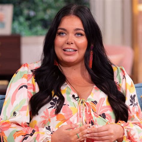 who played scarlett moffatt